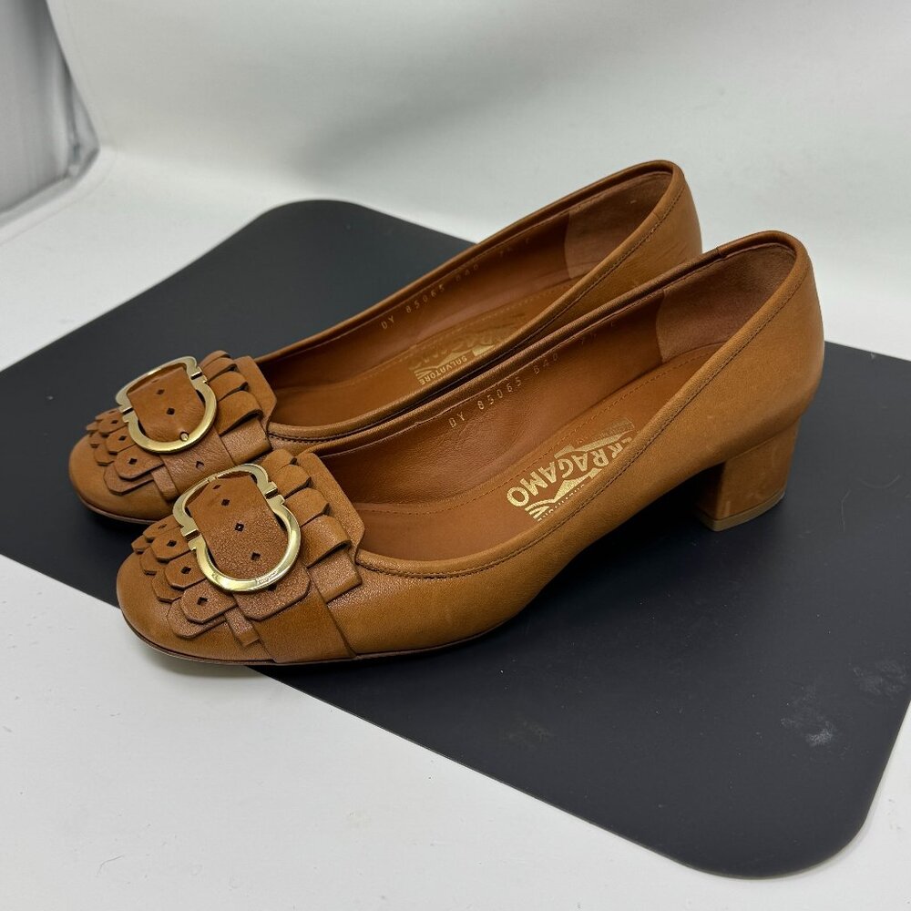 Salvatore Ferragamo Elga Square-toe pumps leather